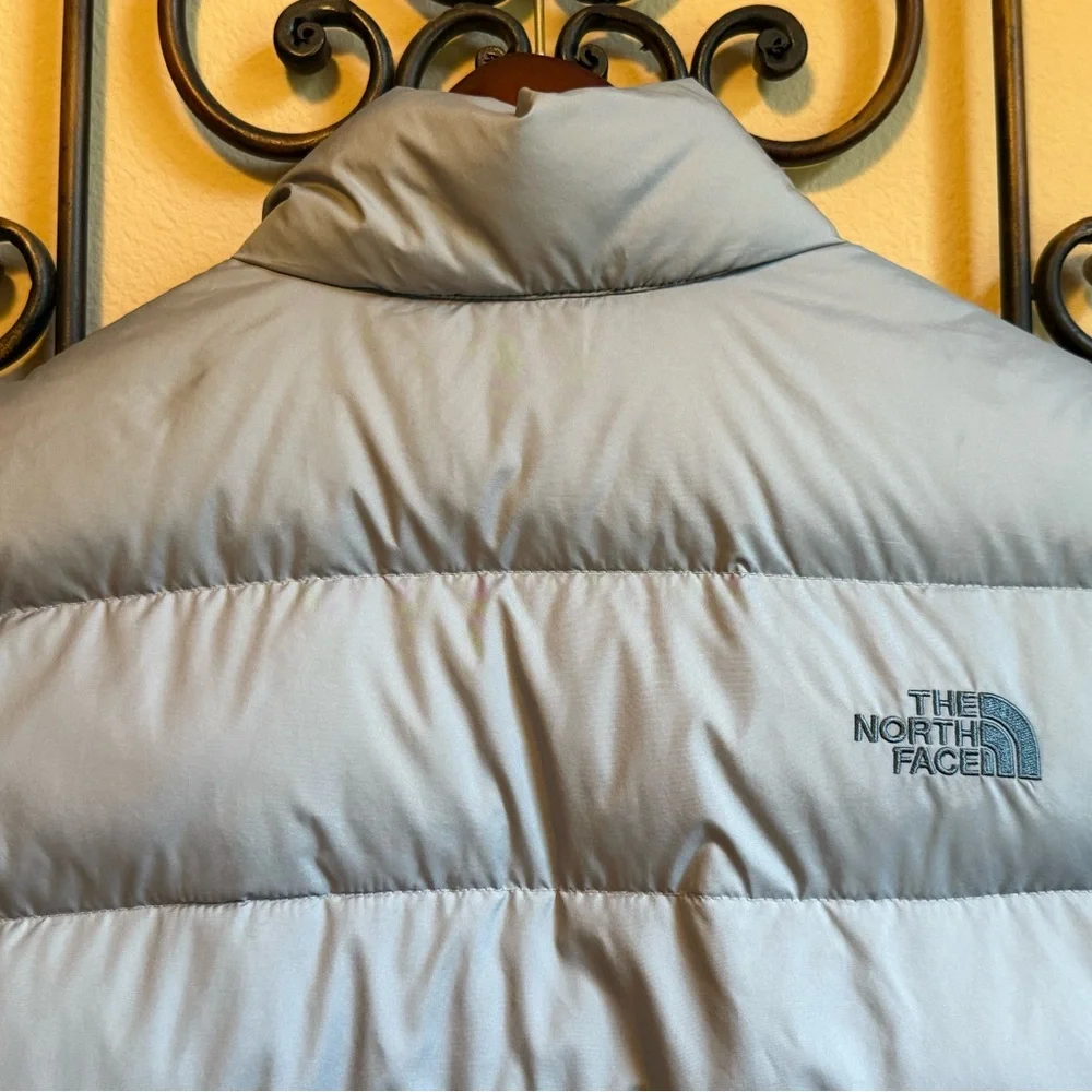 EUC The North Face 550 Puffer Vest - Picture 7 of 10